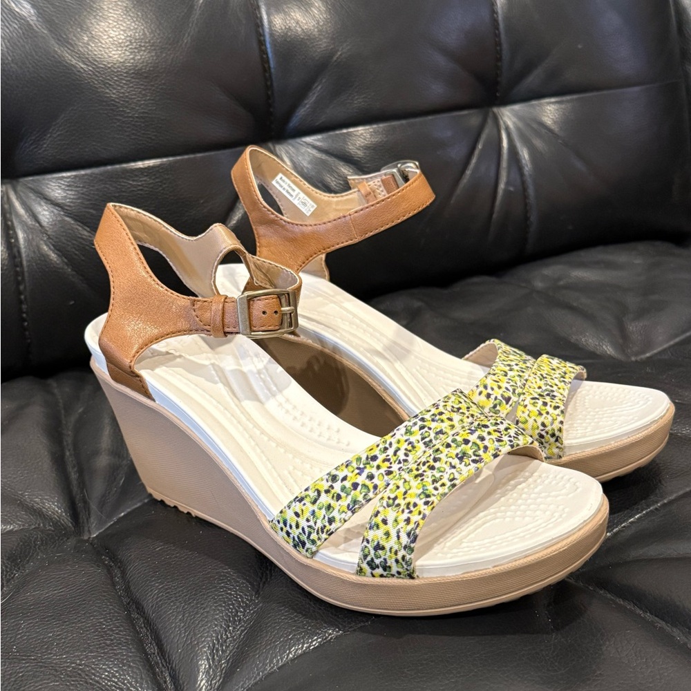 Women’s Crocs Tan Wedge Sandals with Yellow Floral Straps - Picture 2 of 9